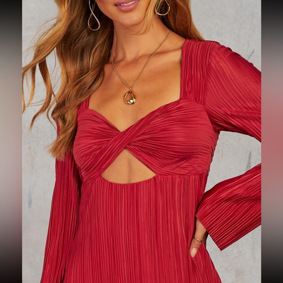 **NEVER WORN** Vici Collection Cut Out Maxi Dress - Picture 2 of 7